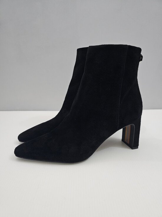 Sam Edelman Shoes - Sam Edelman Saige Ankle Bootie Womens 8 Black Suede Block Heel Pointed Toe